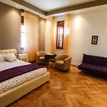 Center Panzió Póla