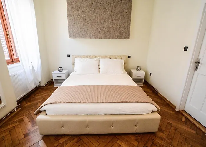 Center Bed & Breakfast