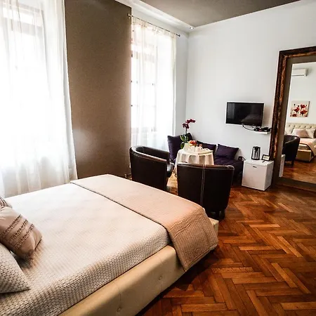 Bed and breakfast Center 3*