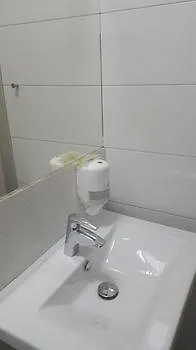 Center Nocleg ze śniadaniem 3*