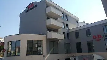 Center פולה